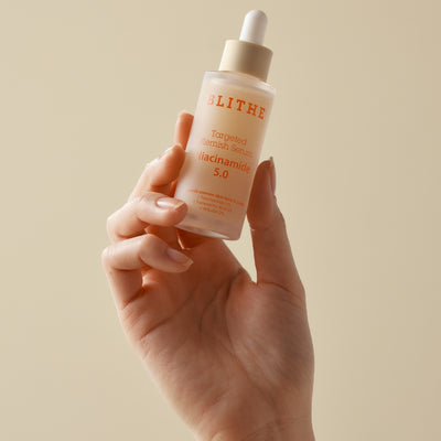 Blithe Targeted Blemish Niacinamide 5.0 is a powerful serum that addresses multiple skin concerns such as blemishes, dark spots, and signs of aging. It is formulated with a blend of potent ingredients like niacinamide, tranexamic acid, and arbutin that work together to brighten and even out the skin tone