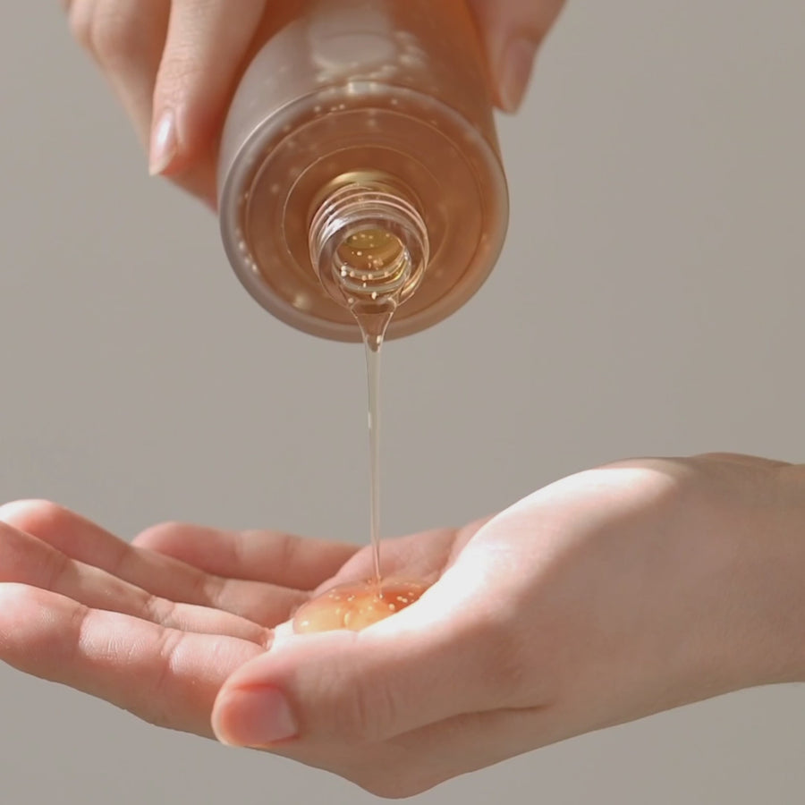 video of someone pouring Vital Treatment 8 Beans into their hand.