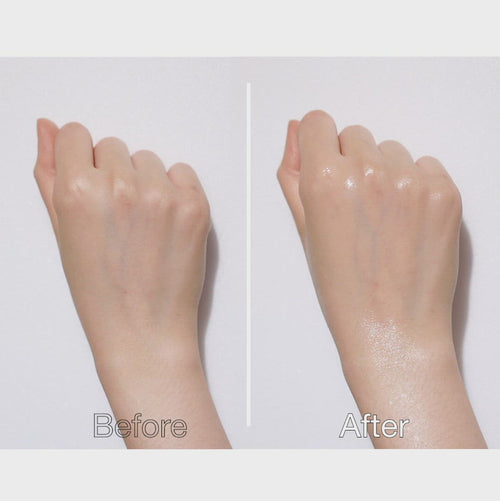 See the glow in this primer aurora mist. It is already making the colors of the skin to pop.