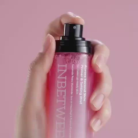 Check out the mist function of this aurora primer in this video. It's so smooth that you can feel the face moisturizing mist action in the video.
